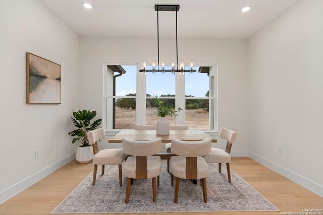 1172 Buckskin Trail, Bandera, TX 78003