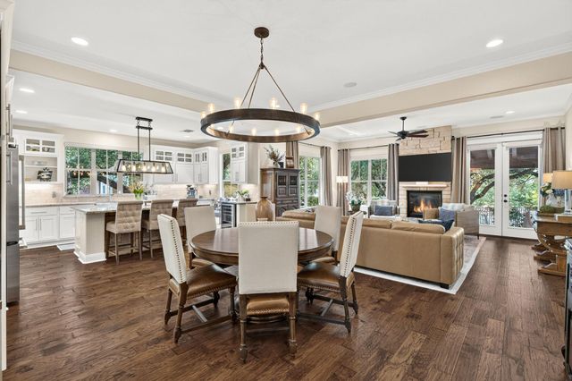 15109 Falconhead Grove LOOP, Austin, TX 78738