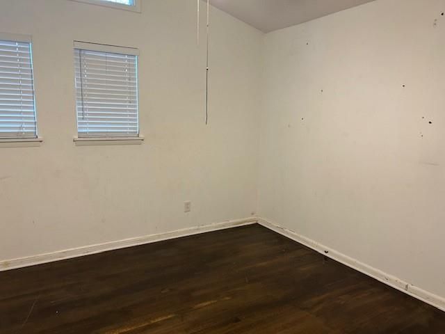 124 Sage Street, Lake Jackson, TX 77566