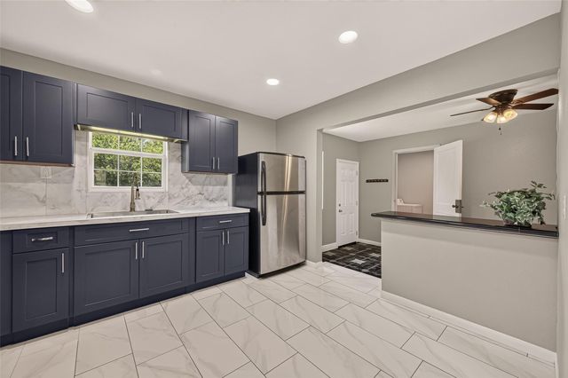12110 Palmcrest Street, Houston, TX 77034