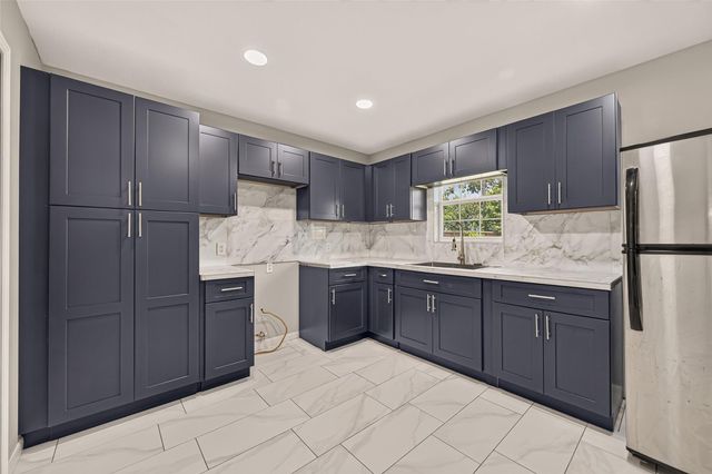 12110 Palmcrest Street, Houston, TX 77034