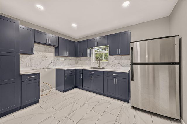 12110 Palmcrest Street, Houston, TX 77034