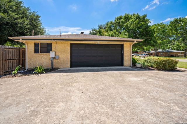 162 Doris St, New Braunfels, TX 78130