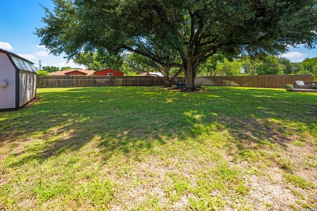 162 Doris St, New Braunfels, TX 78130