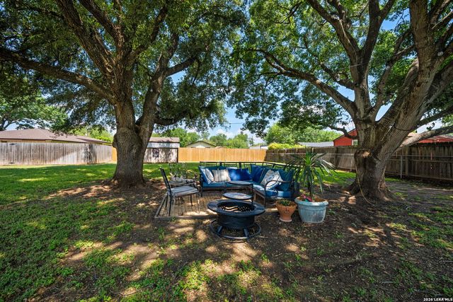 162 Doris St, New Braunfels, TX 78130