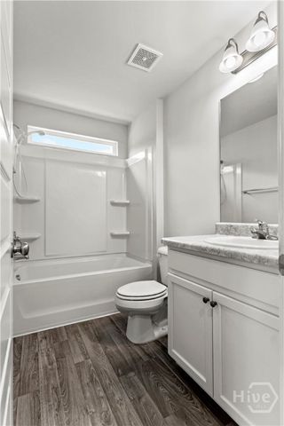 29 Leaf Court, Richmond Hill, GA 31324