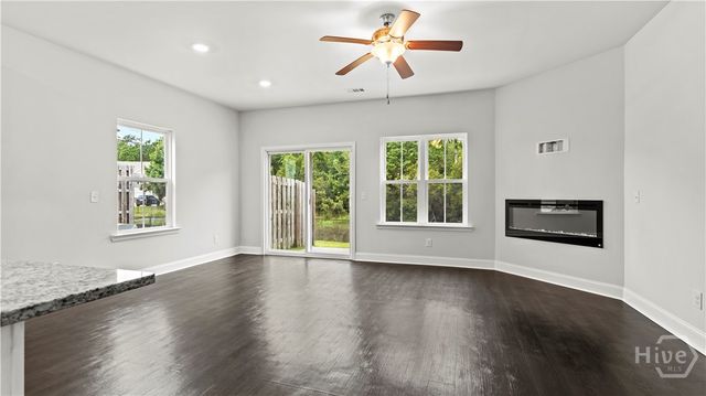 29 Leaf Court, Richmond Hill, GA 31324