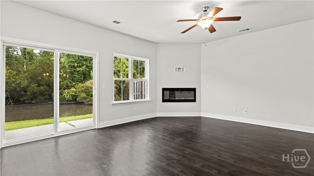 29 Leaf Court, Richmond Hill, GA 31324