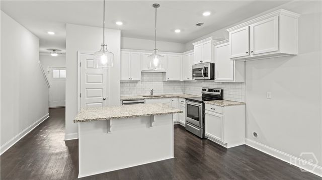 29 Leaf Court, Richmond Hill, GA 31324