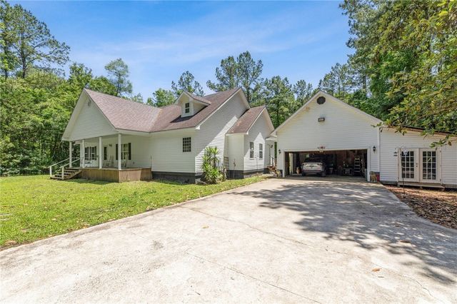 389 Magnolia Drive, Waverly, GA 31565