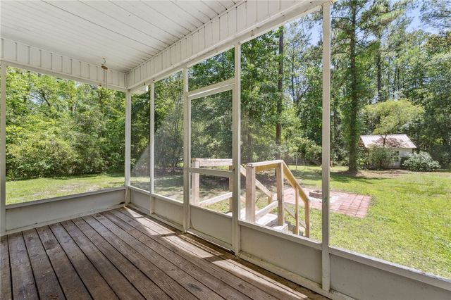 389 Magnolia Drive, Waverly, GA 31565