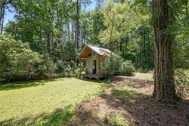 389 Magnolia Drive, Waverly, GA 31565