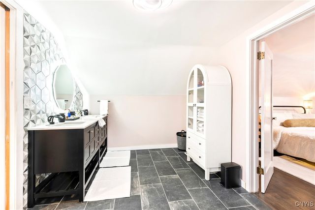 65 Copley Street, Auburn, NY 13021