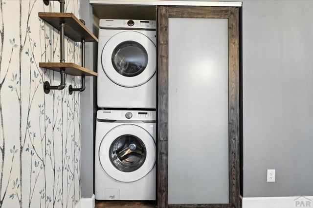 2402 W 17th St, Pueblo, CO 81003