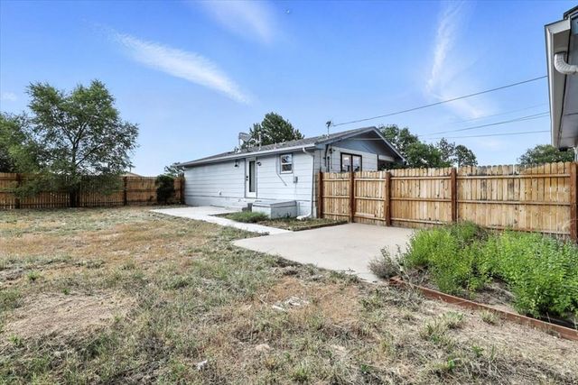 2402 W 17th St, Pueblo, CO 81003