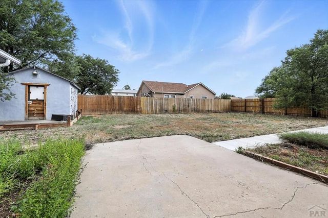 2402 W 17th St, Pueblo, CO 81003