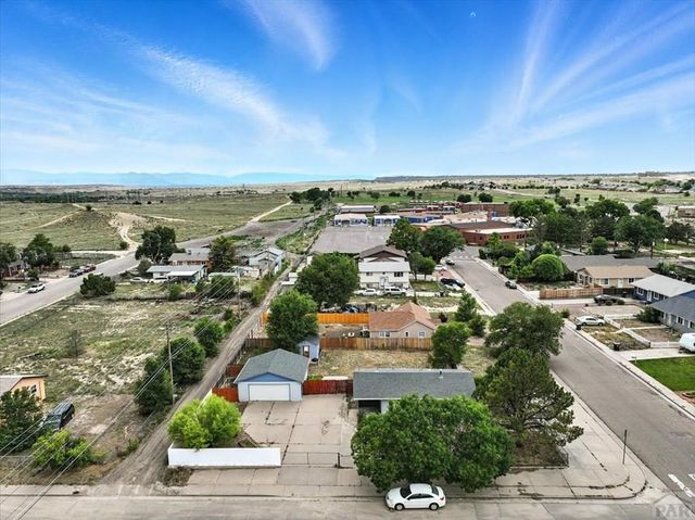 2402 W 17th St, Pueblo, CO 81003