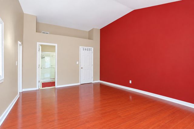 169 Concord Lane 169, Carol Stream, IL 60188