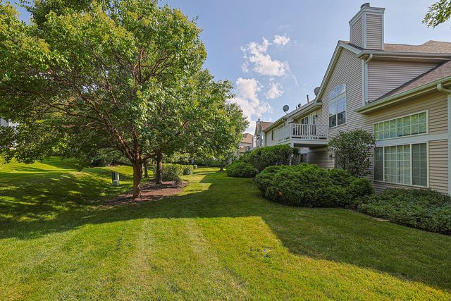 169 Concord Lane 169, Carol Stream, IL 60188