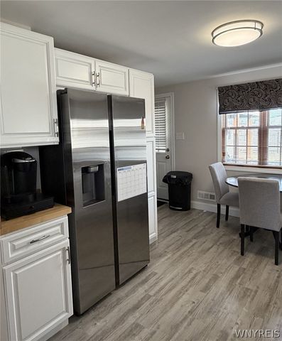 16 Oakwood Terrace, North Tonawanda, NY 14120