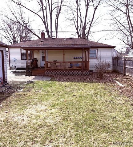 16 Oakwood Terrace, North Tonawanda, NY 14120