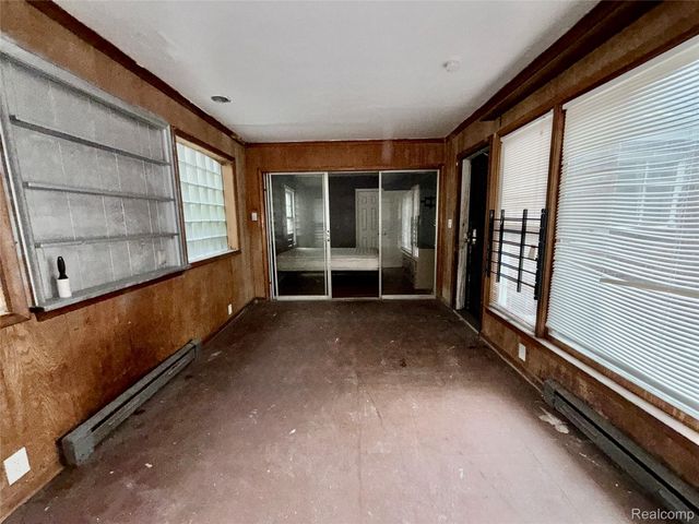 19620 Sunset Street, Detroit, MI 48234