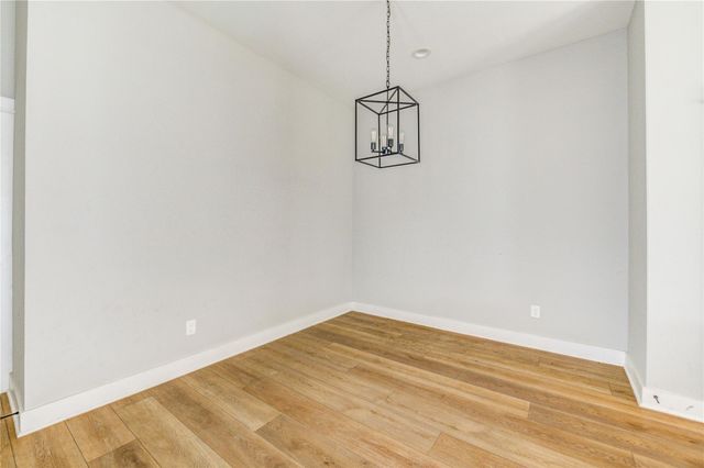 4220 Mckinley Street, Houston, TX 77051