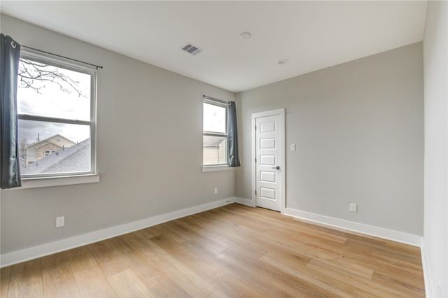 4220 Mckinley Street, Houston, TX 77051