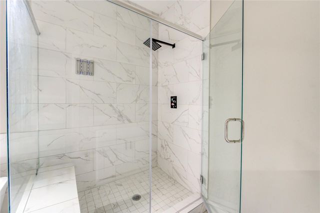 4220 Mckinley Street, Houston, TX 77051