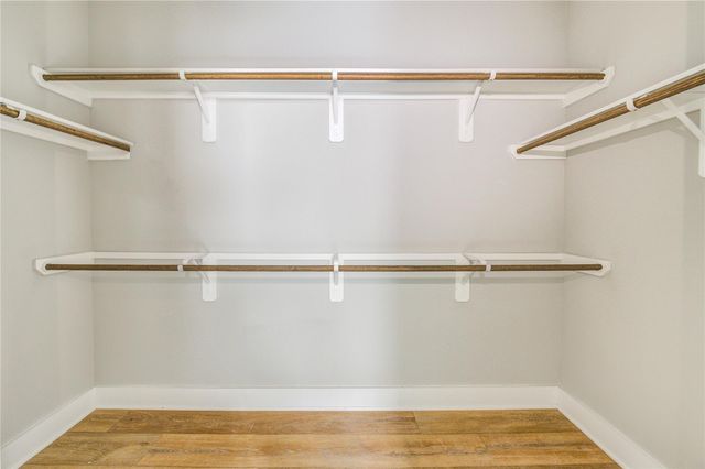 4220 Mckinley Street, Houston, TX 77051