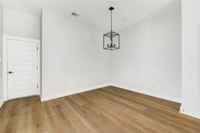 4220 Mckinley Street, Houston, TX 77051