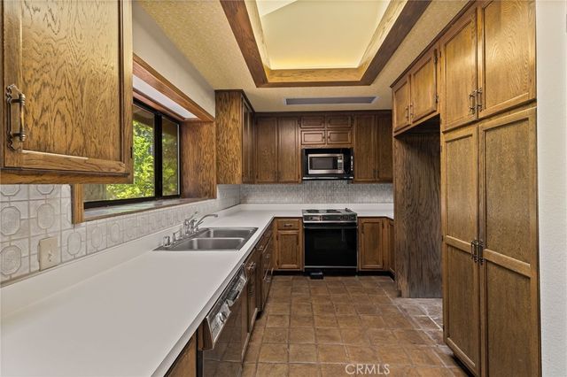 6638 Ray Family Lane, Magalia, CA 95954