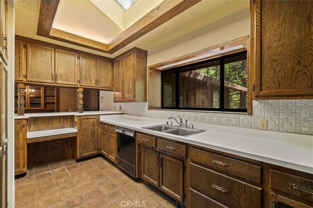 6638 Ray Family Lane, Magalia, CA 95954