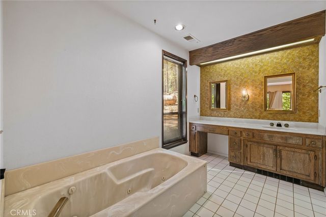 6638 Ray Family Lane, Magalia, CA 95954