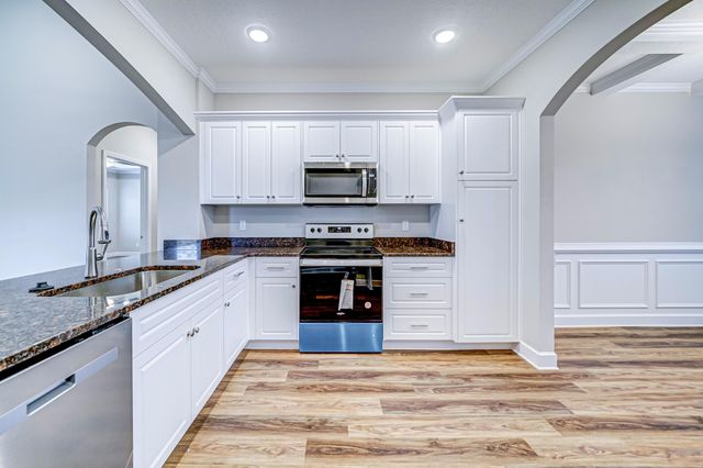 2528 Obsidian Court, Beech Island, SC 29842