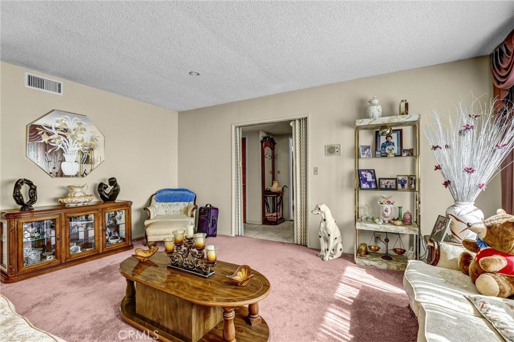 301 E Buckthorn, Inglewood, CA 90301 — photo 5