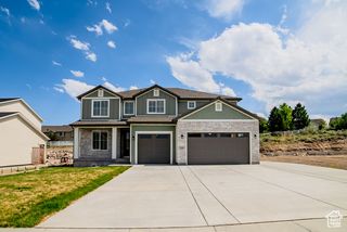 7169 W MOOREPARK PL, West Jordan, UT 84081