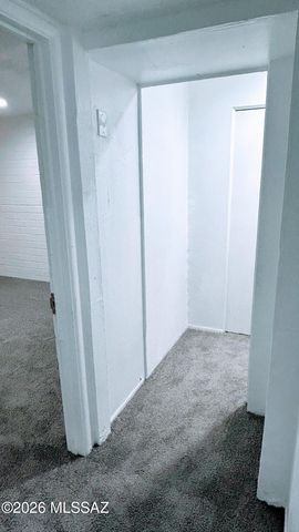 3658 E Ellington Place, Tucson, AZ 85713