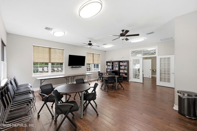 8601 BEACH Boulevard 1412, Jacksonville, FL 32216