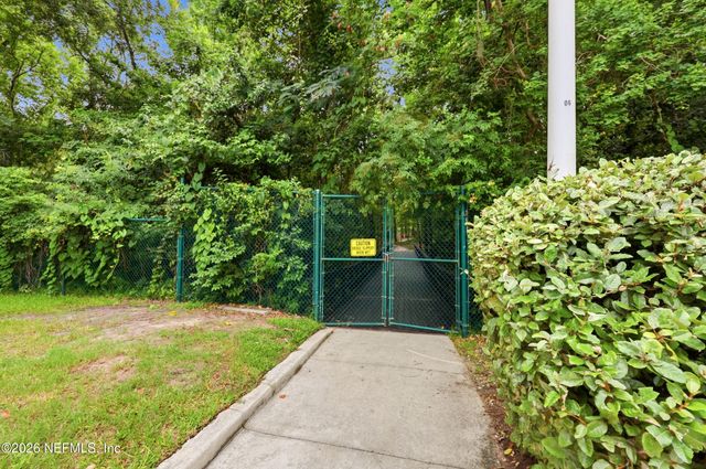8601 BEACH Boulevard 1412, Jacksonville, FL 32216