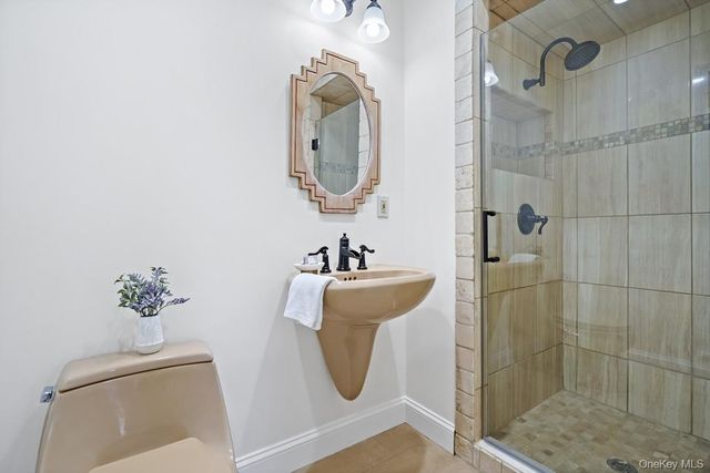 55 Greenmeadow Road, Pleasantville, NY 10570