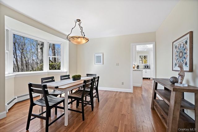 55 Greenmeadow Road, Pleasantville, NY 10570