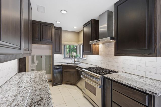 3006 N Jomar Drive, Plano, TX 75075