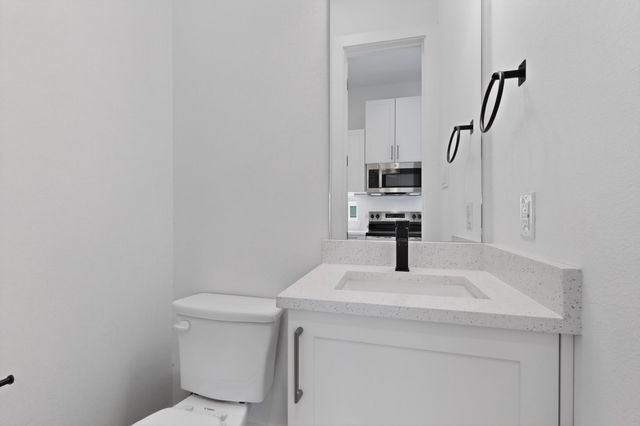 2230 Shea Road 101, Dallas, TX 75235