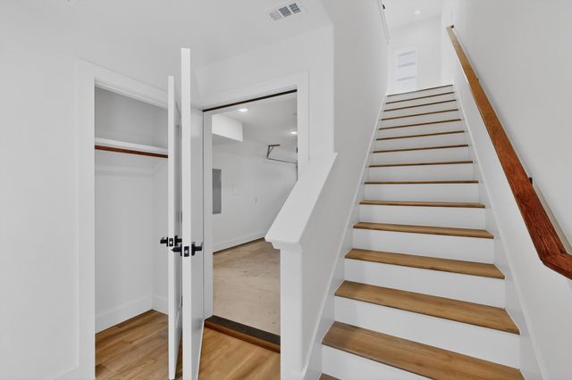 2230 Shea Road 101, Dallas, TX 75235