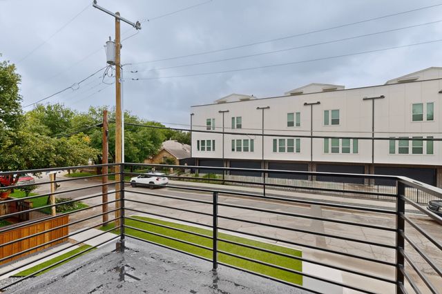 2230 Shea Road 101, Dallas, TX 75235