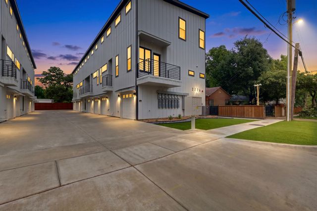 2230 Shea Road 101, Dallas, TX 75235
