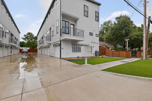 2230 Shea Road 101, Dallas, TX 75235