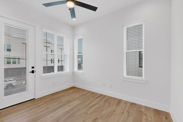 2230 Shea Road 101, Dallas, TX 75235