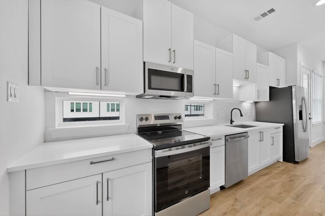 2230 Shea Road 101, Dallas, TX 75235